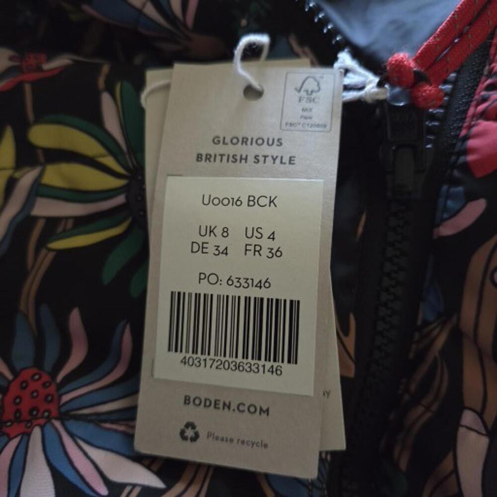 Boden Reversible Puffer Vest - Size 4 - Picture 7 of 7